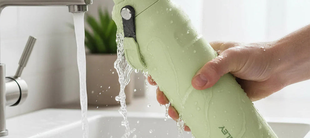 Stanley Su Termoslarını Nasıl Temizlemeliyiz? Uzun Ömürlü ve Sağlıklı Kullanım İçin İpuçları