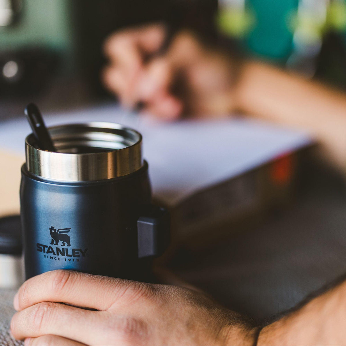 Stanley Classic Legendary Paslanmaz Çelik Yemek Termosu Lacivert 0.40 L