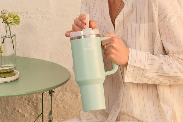 Pipetli Stanley Modelleri: Quencher & Su Termosları Rehberi - Termos Dünyası